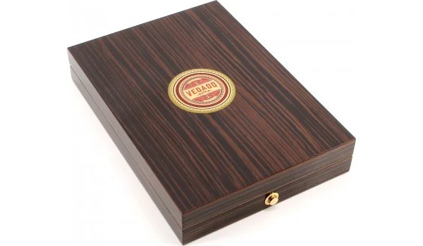 Lezárt utazó Humidor ébenfa