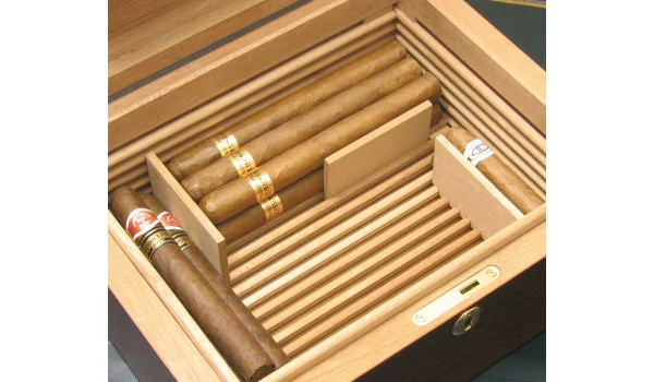Vízszintes Humidor Elválasztó - 80mm x 45mm x 5mm