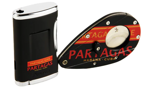 Vágó és öngyújtó készlet Partagas Serie Xikar 2017