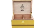 Montecristo Global Brand humidor 30–50 szivarhoz
